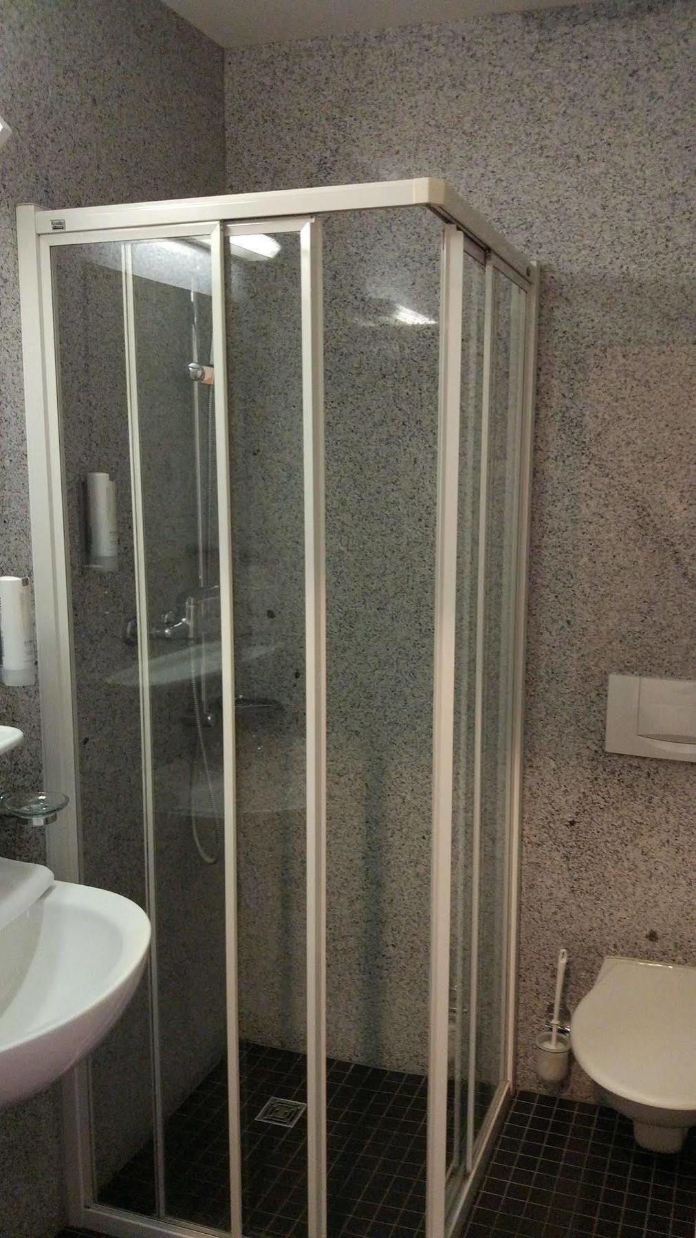 Tailormade Hotel Stans Sued Екстериор снимка