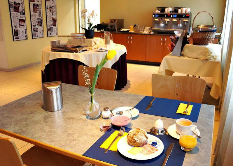 Tailormade Hotel Stans Sued Екстериор снимка